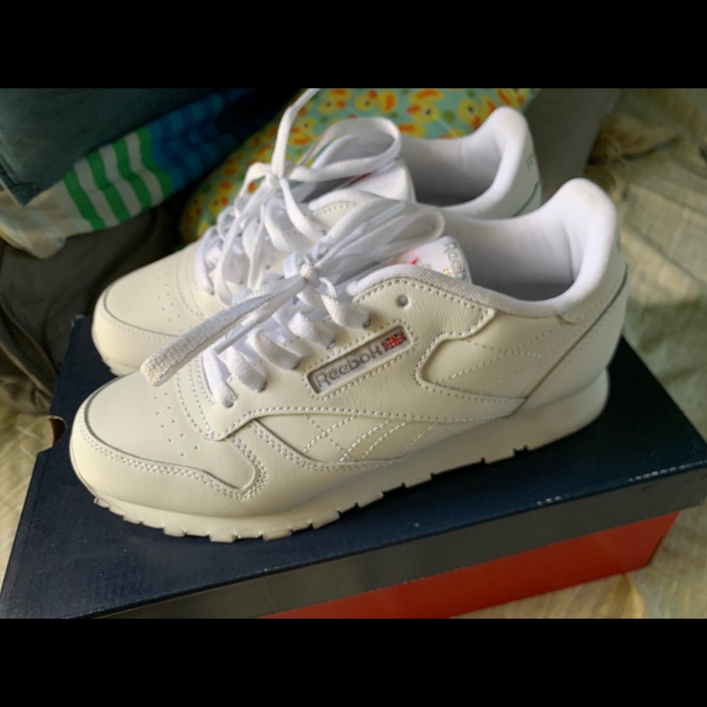 Reebok - Picture 9 of 14